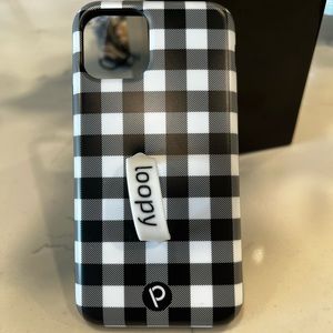 iPhone 11 Pro, Black & white plaid loopy case